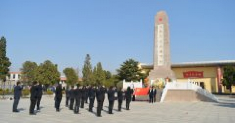 集團(tuán)團(tuán)委開展“緬懷革命先烈，弘揚(yáng)民族精神”愛國主義教育活動